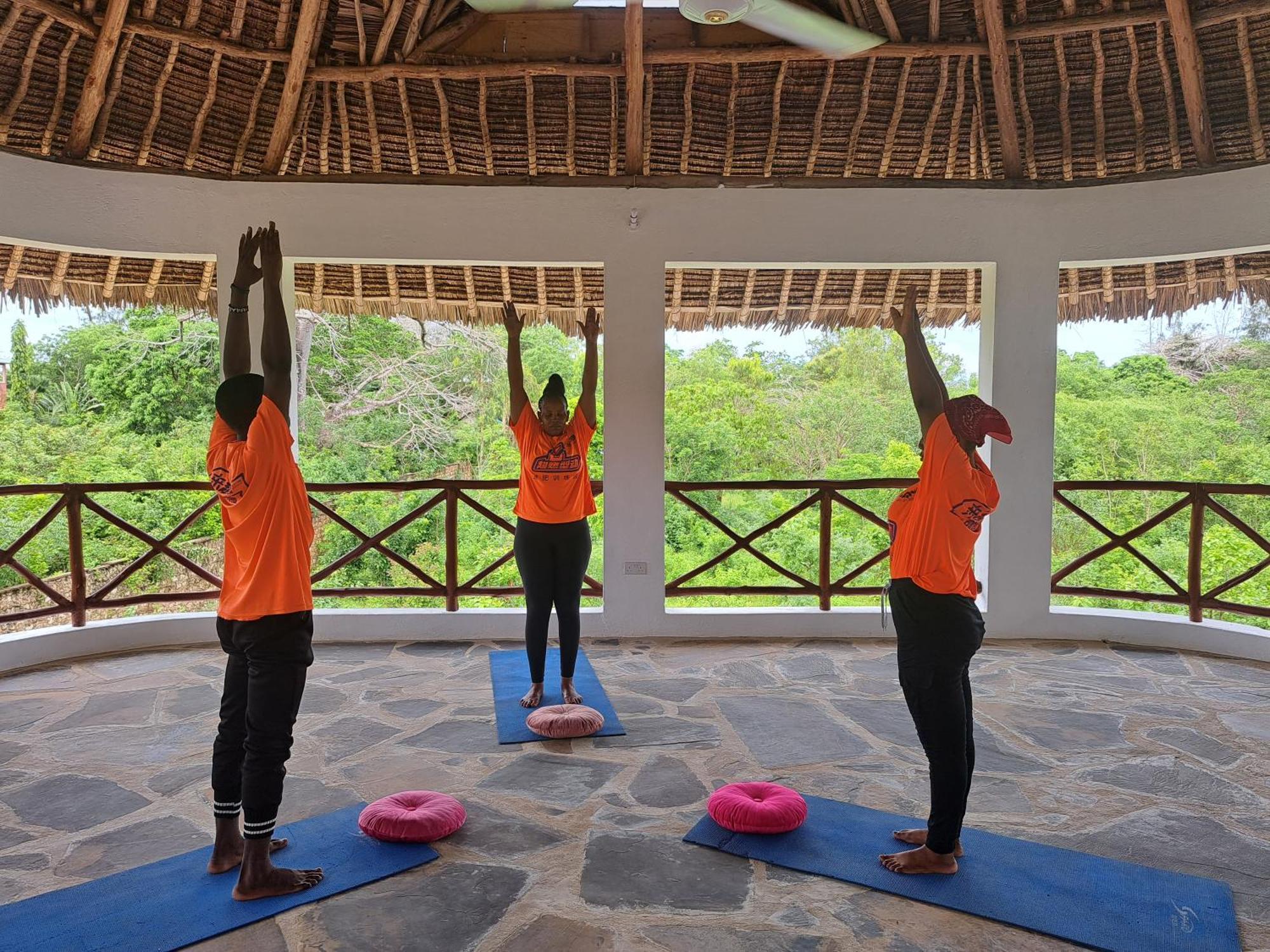 Diani Yoga Barn Bed & Breakfast Ukunda Ngoại thất bức ảnh