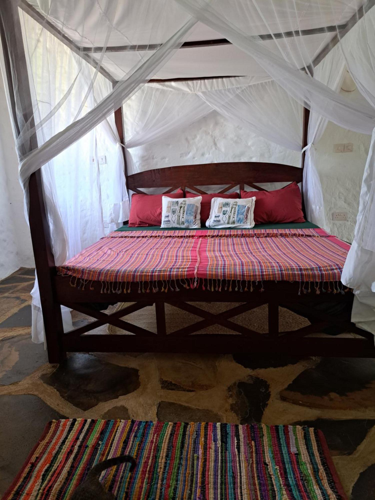 Diani Yoga Barn Bed & Breakfast Ukunda Phòng bức ảnh
