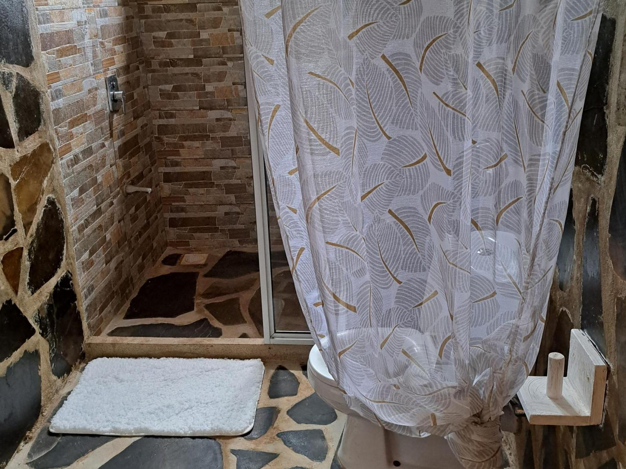 Diani Yoga Barn Bed & Breakfast Ukunda Ngoại thất bức ảnh