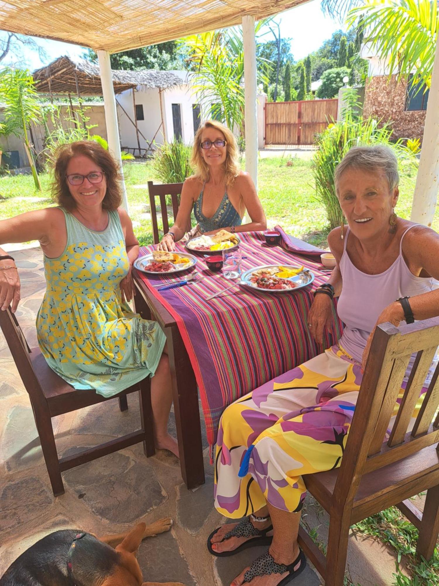 Diani Yoga Barn Bed & Breakfast Ukunda Ngoại thất bức ảnh